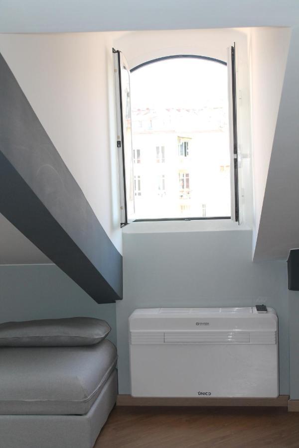 A Deux Pas Apartment Nice Luaran gambar